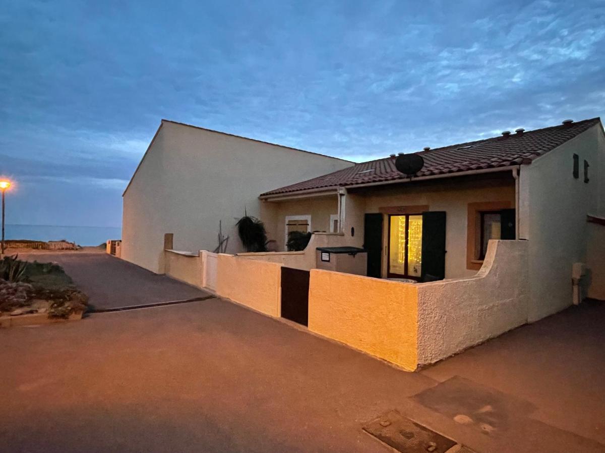 Ferienhaus In Residence Naturiste Direkt Am Strand ลูกัท ภายนอก รูปภาพ